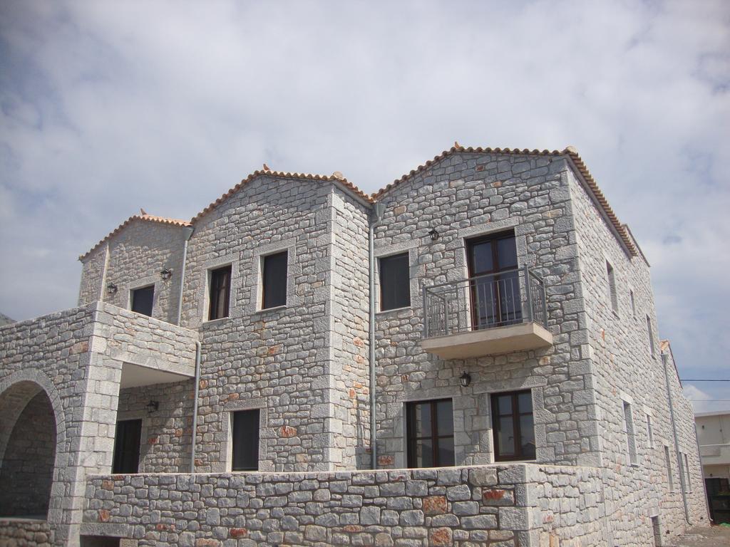 Koukouri Suites Areopoli Ngoại thất bức ảnh