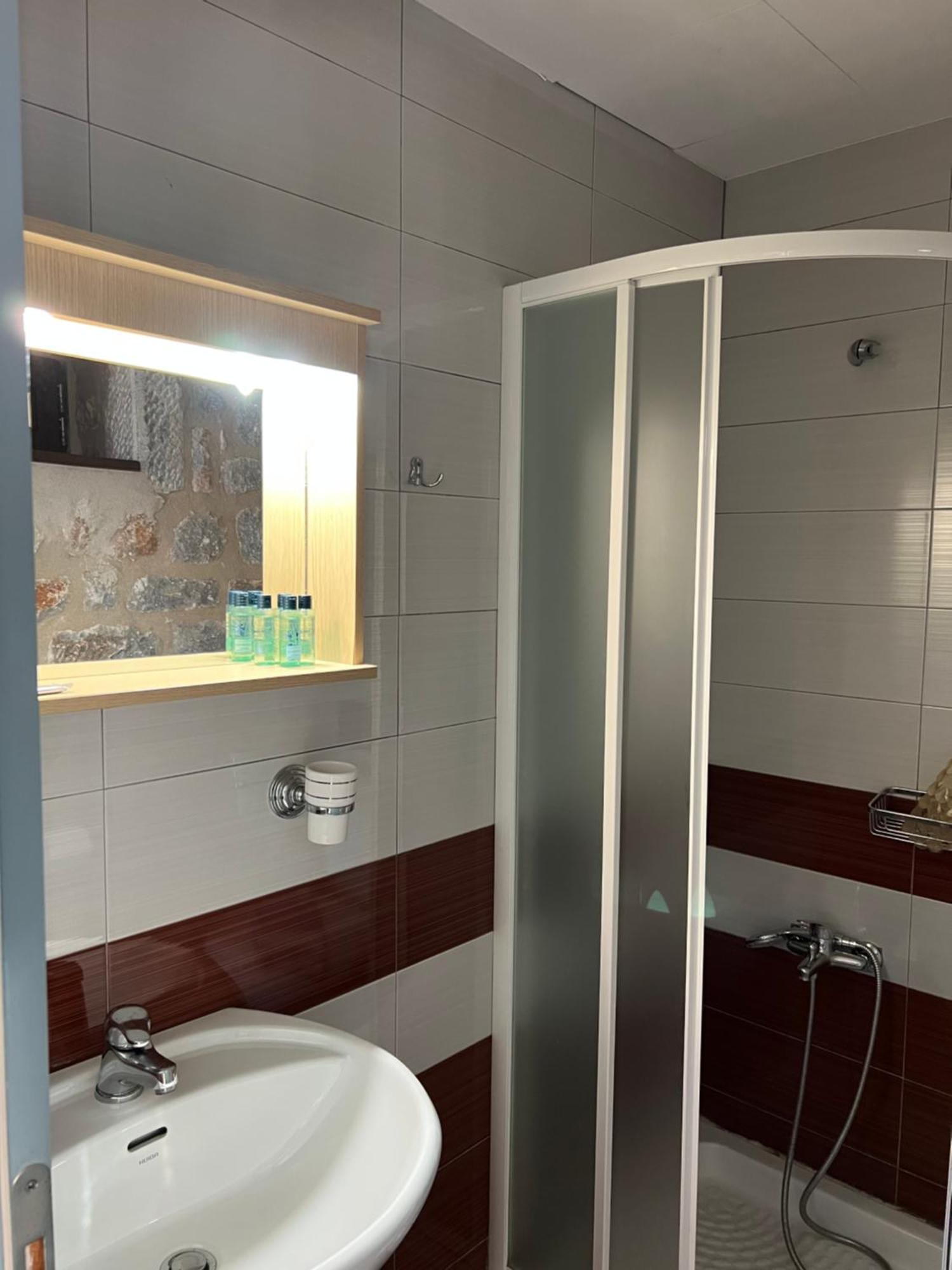 Koukouri Suites Areopoli Ngoại thất bức ảnh