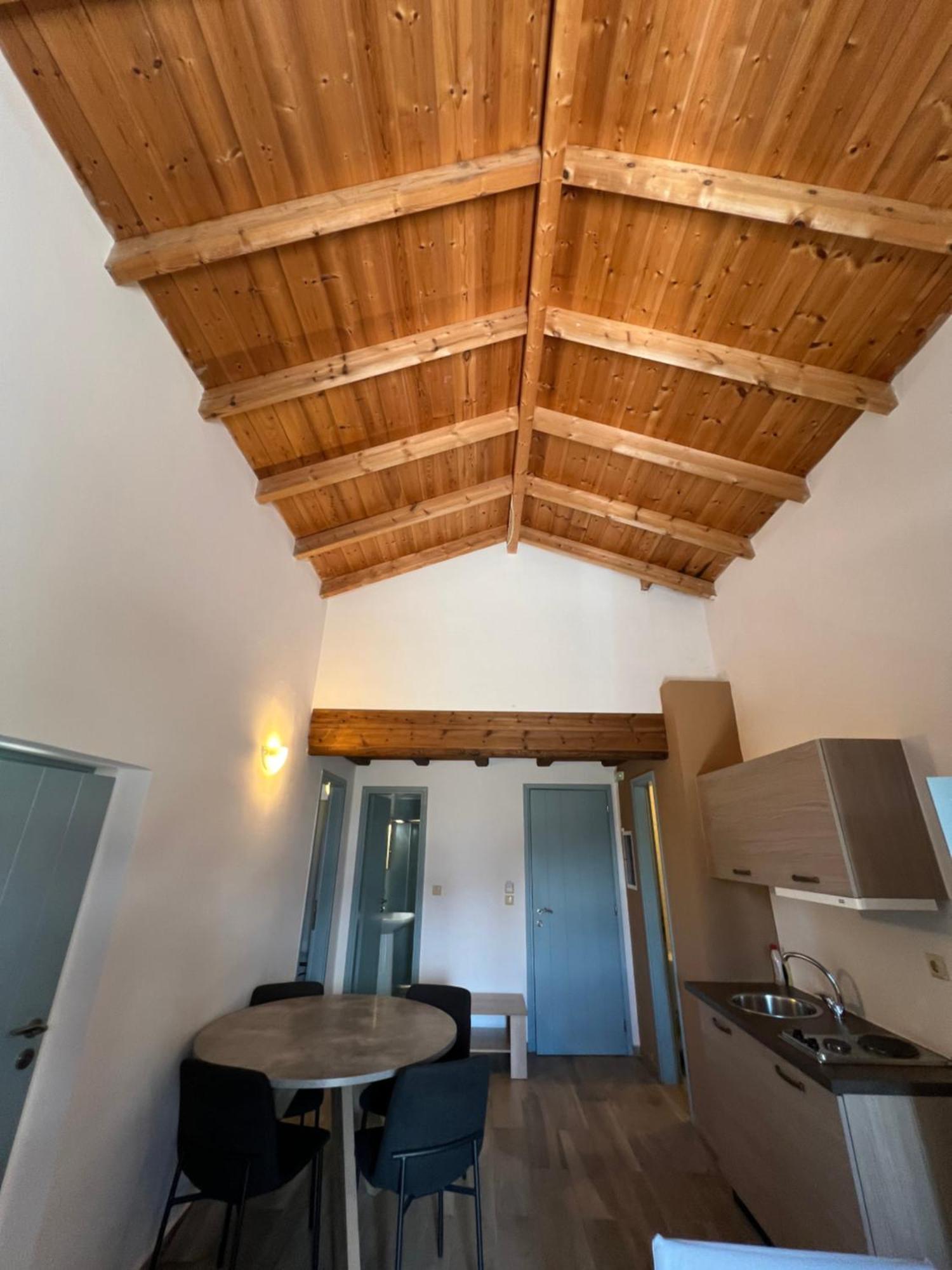 Koukouri Suites Areopoli Ngoại thất bức ảnh