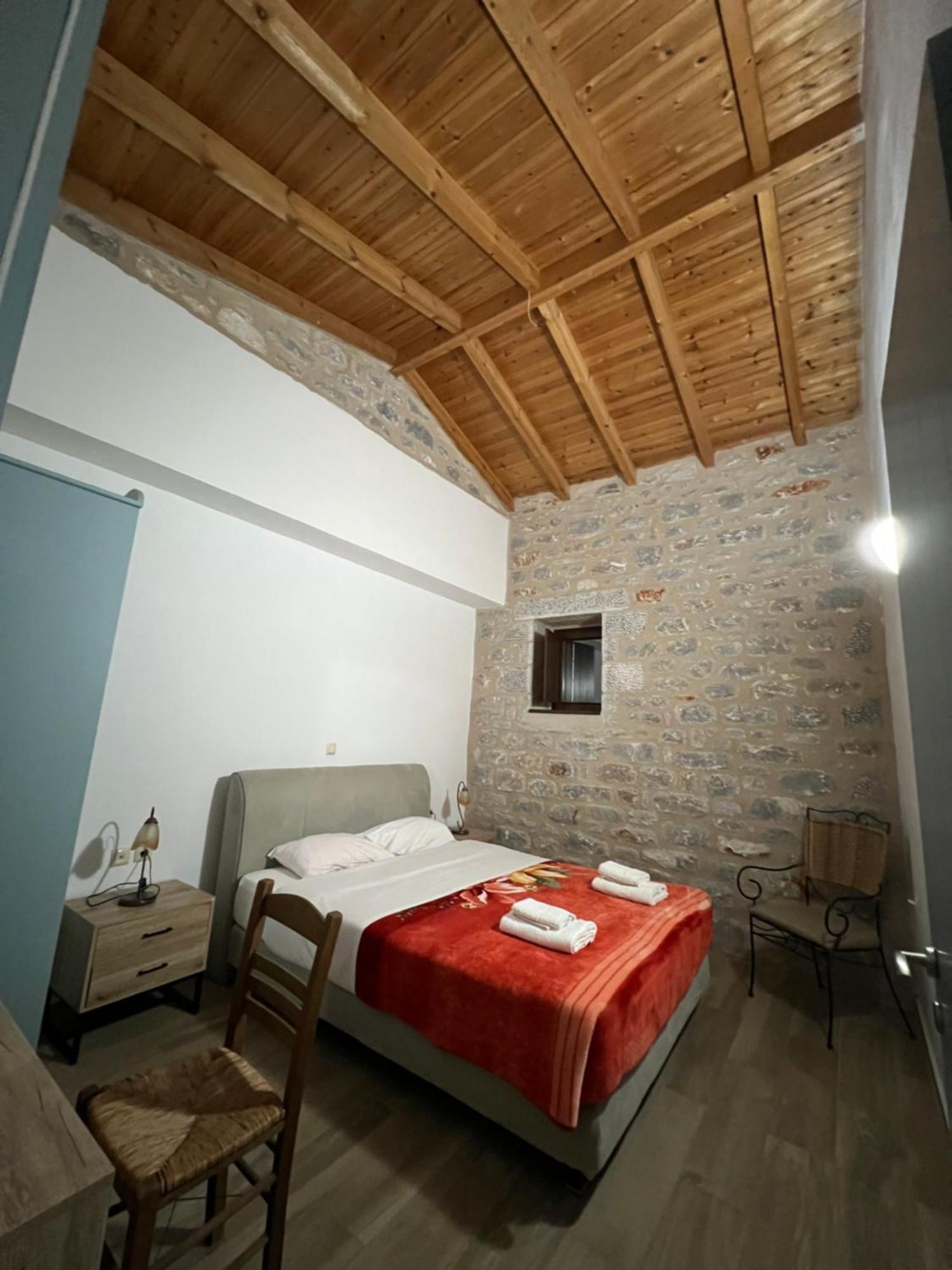 Koukouri Suites Areopoli Ngoại thất bức ảnh